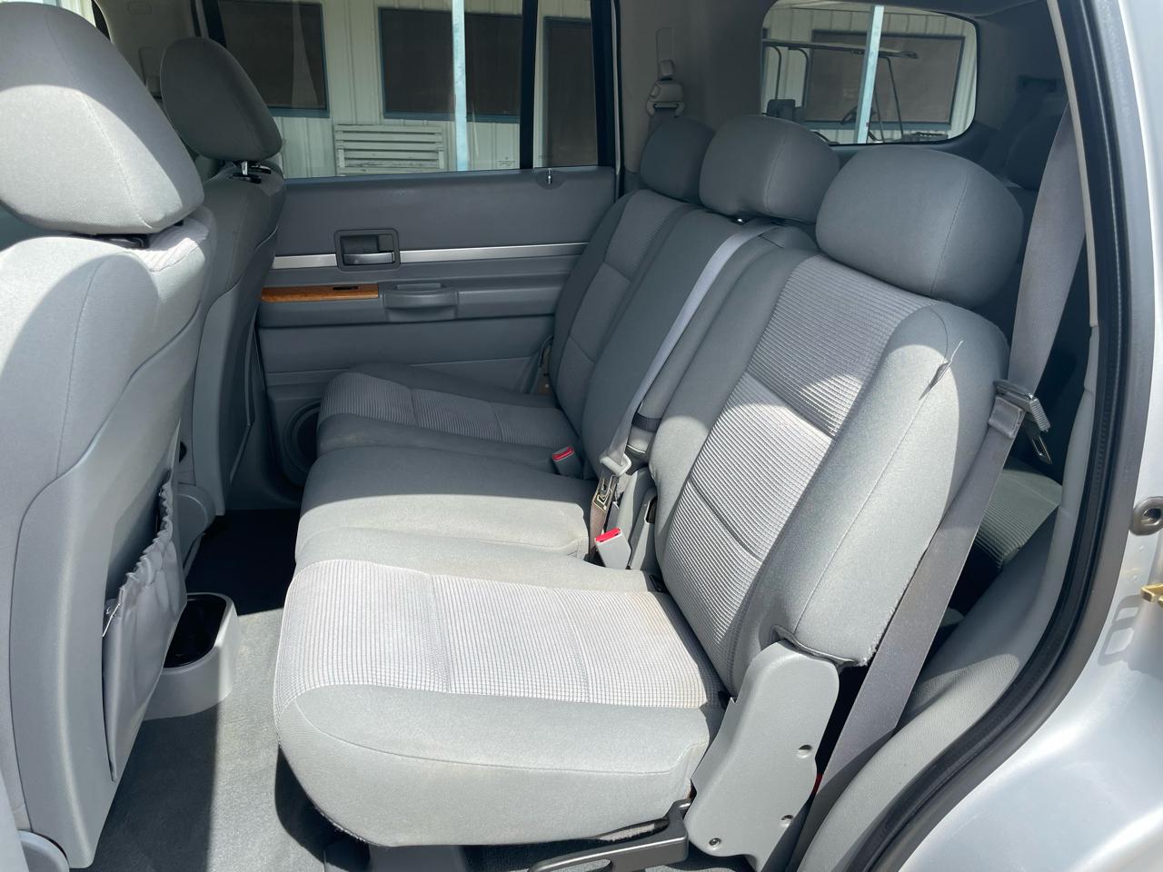 Chrysler Aspen 2WD 4dr Limited 2007