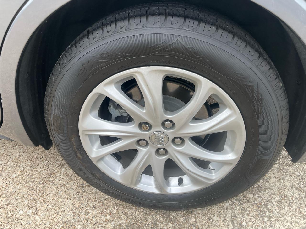 Buick Envision FWD 4dr Preferred 2019