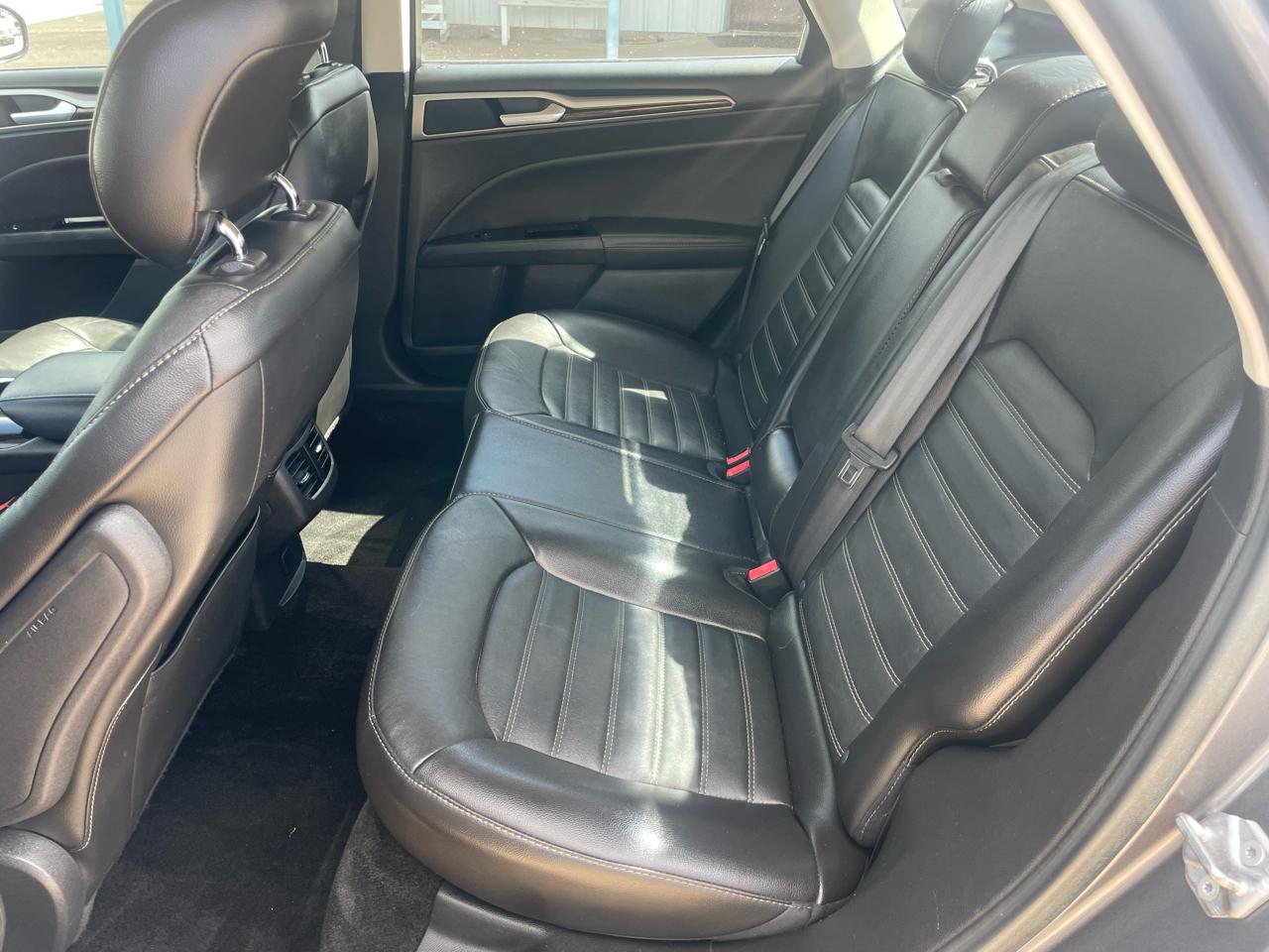 Ford Fusion 4dr Sdn SE FWD 2014