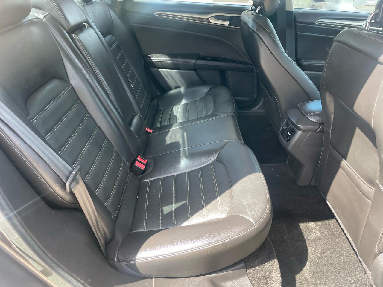 Ford Fusion 4dr Sdn SE FWD 2014