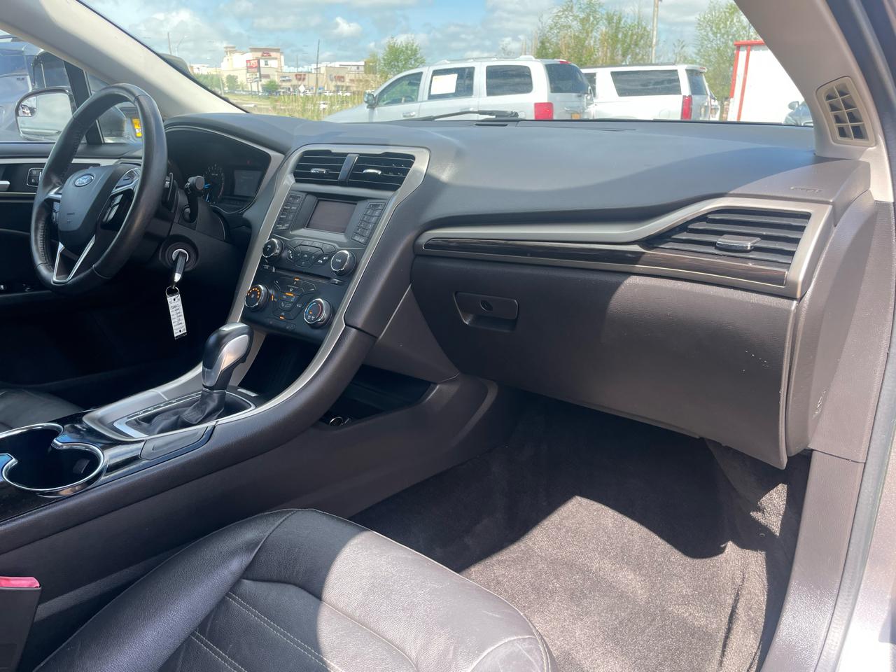 Ford Fusion 4dr Sdn SE FWD 2014