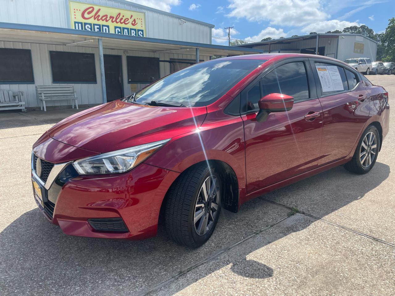 2020 Nissan Versa SV CVT