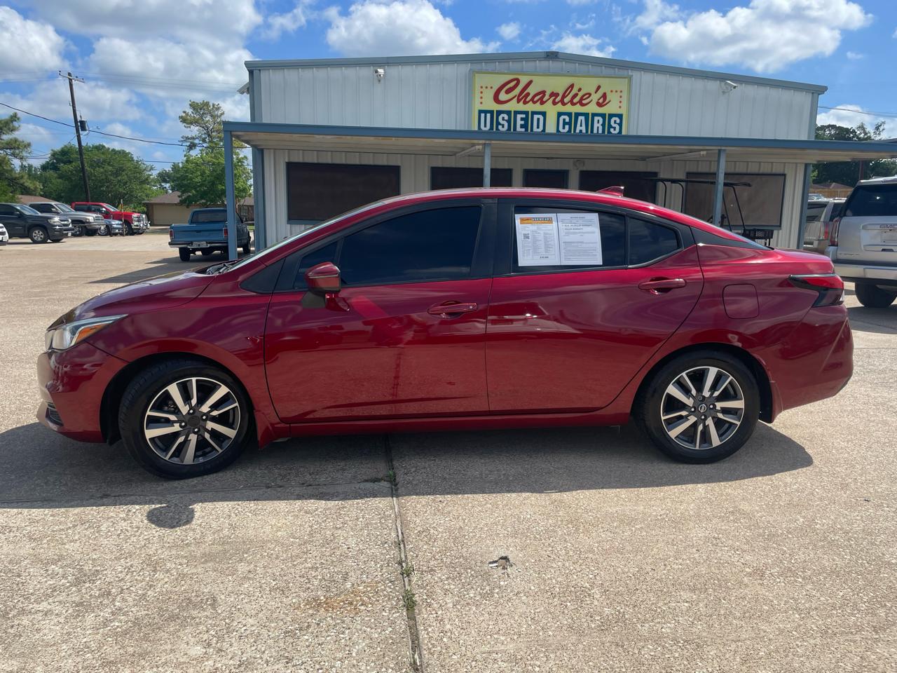 Nissan Versa SV CVT 2020