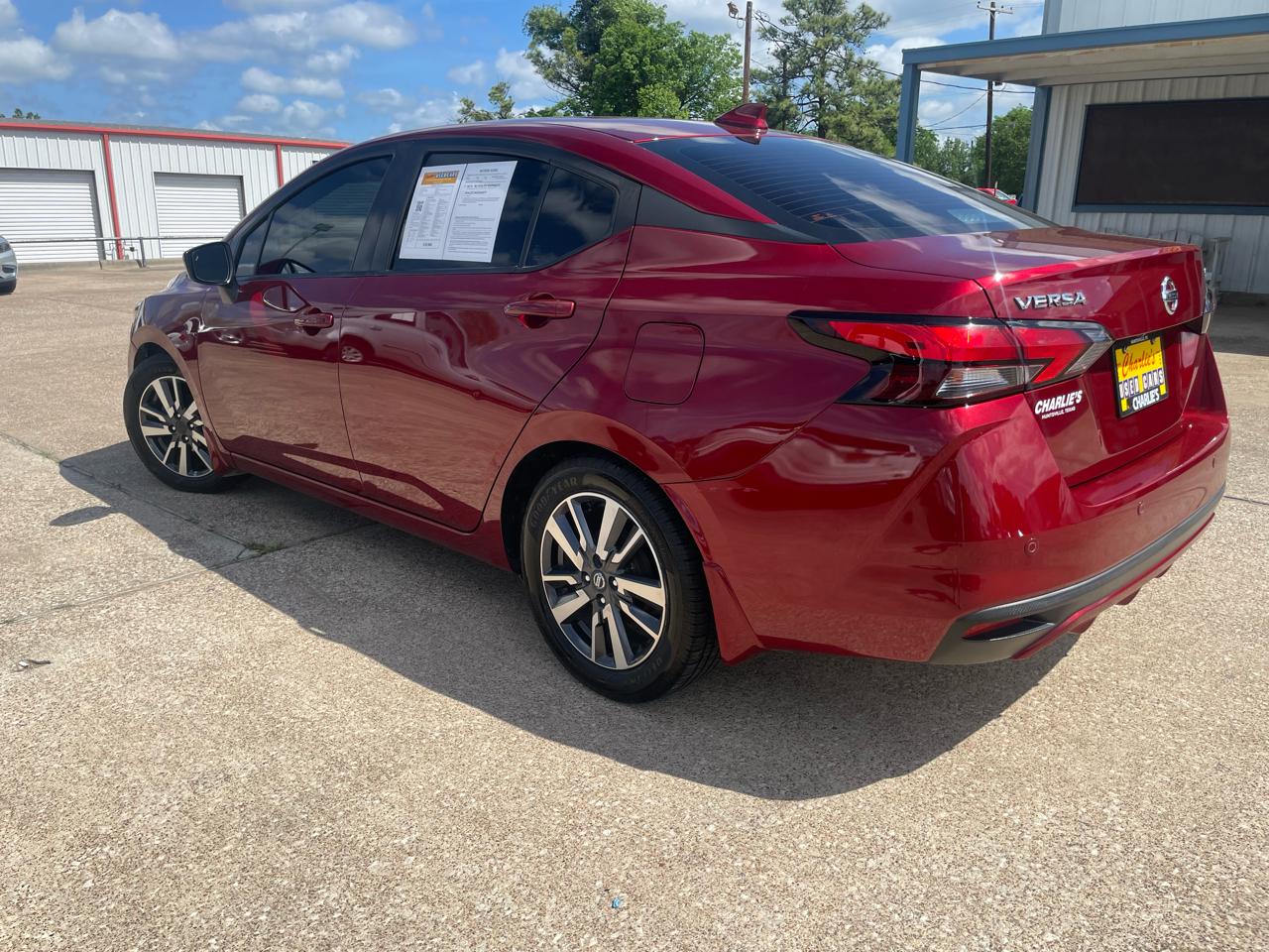 Nissan Versa SV CVT 2020