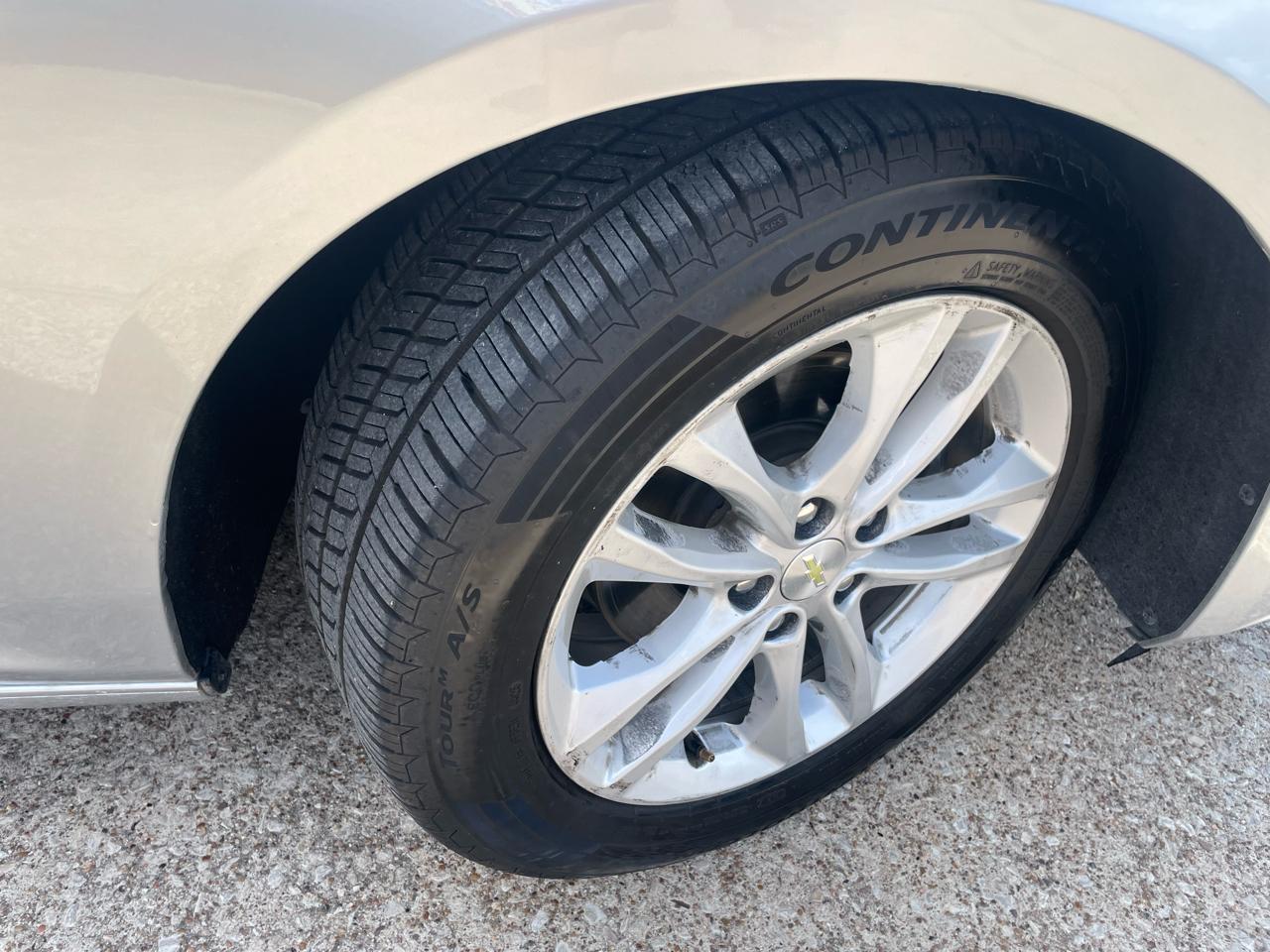 Chevrolet Malibu 4dr Sdn LT w/1LT 2018
