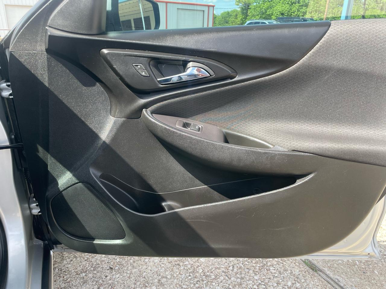 Chevrolet Malibu 4dr Sdn LT w/1LT 2018