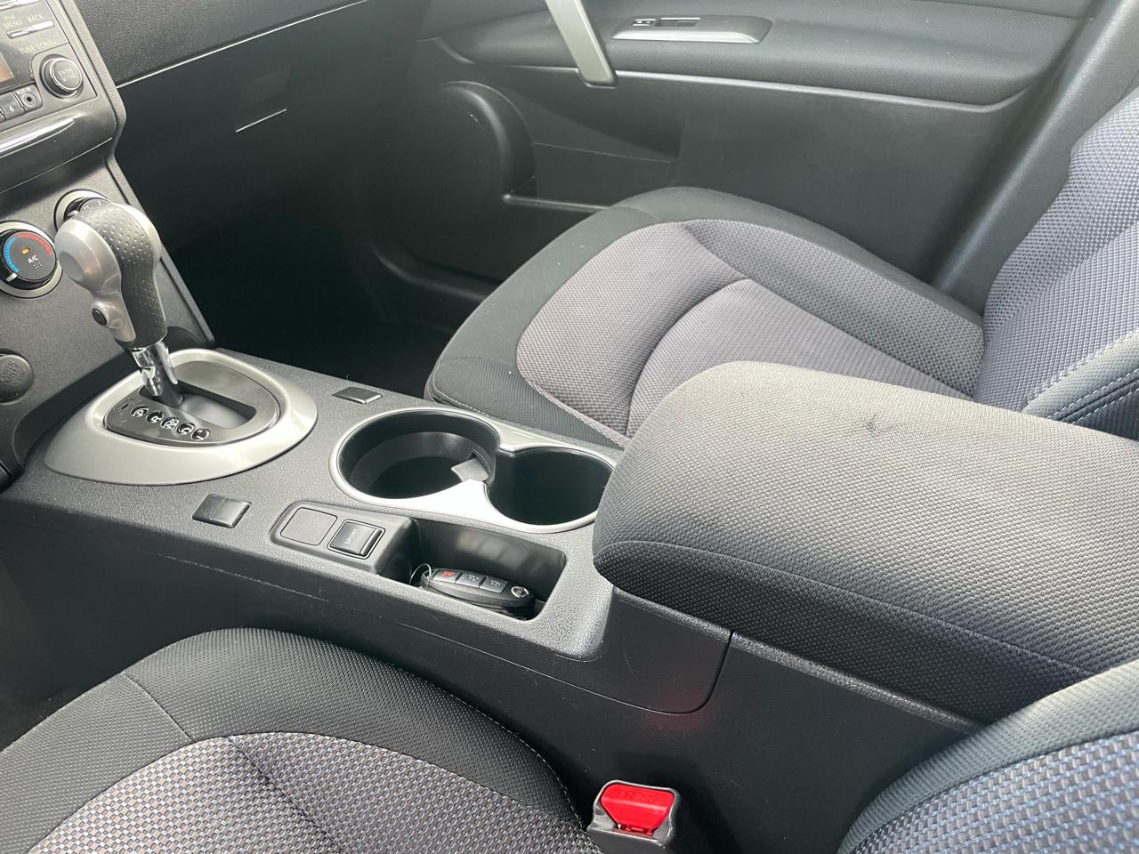 Nissan Rogue AWD 4dr SV 2012