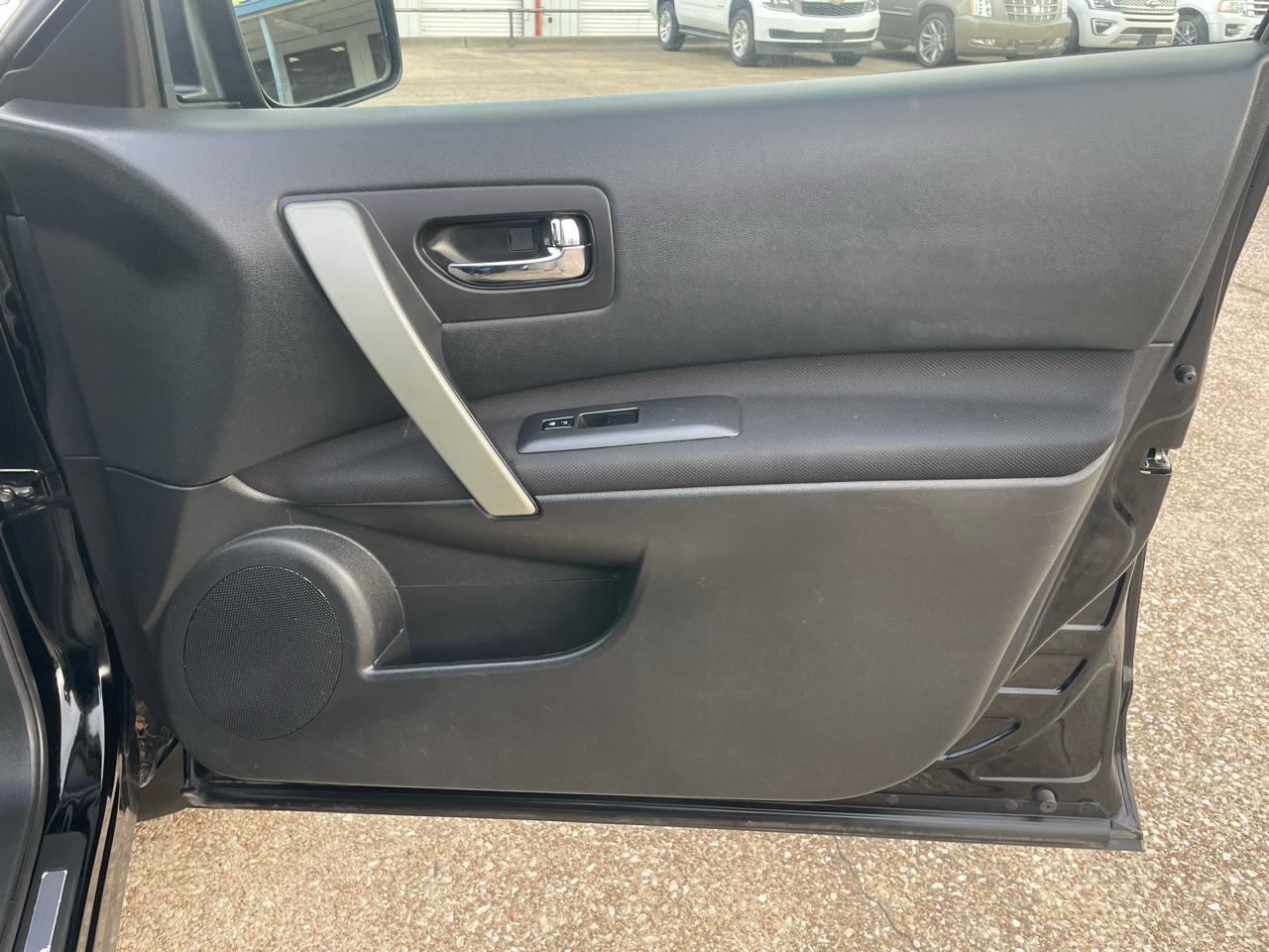 Nissan Rogue AWD 4dr SV 2012