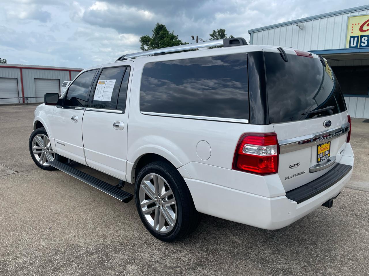 Ford Expedition EL 2WD 4dr Platinum 2016
