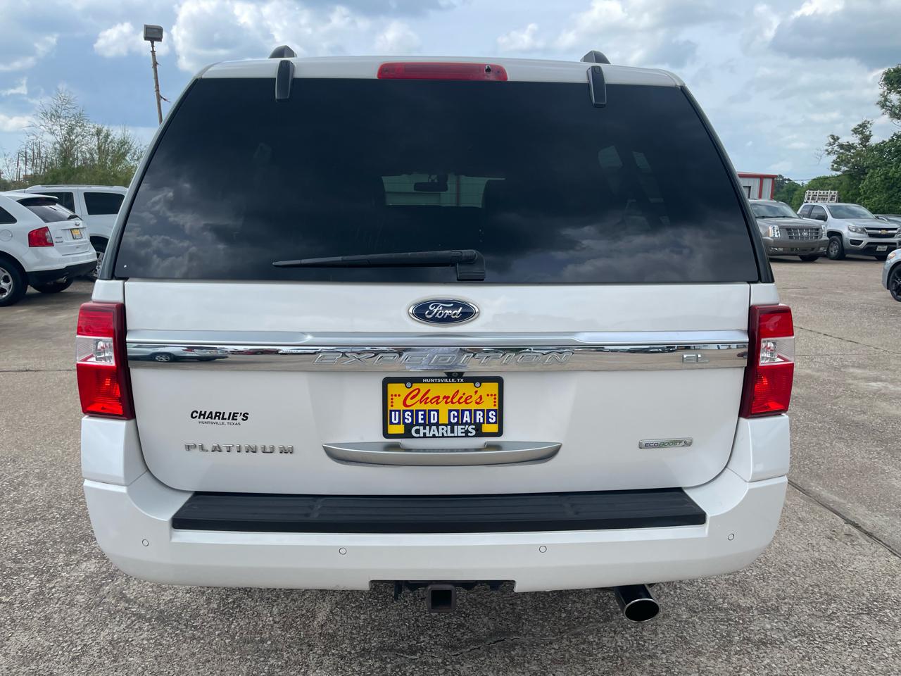 Ford Expedition EL 2WD 4dr Platinum 2016