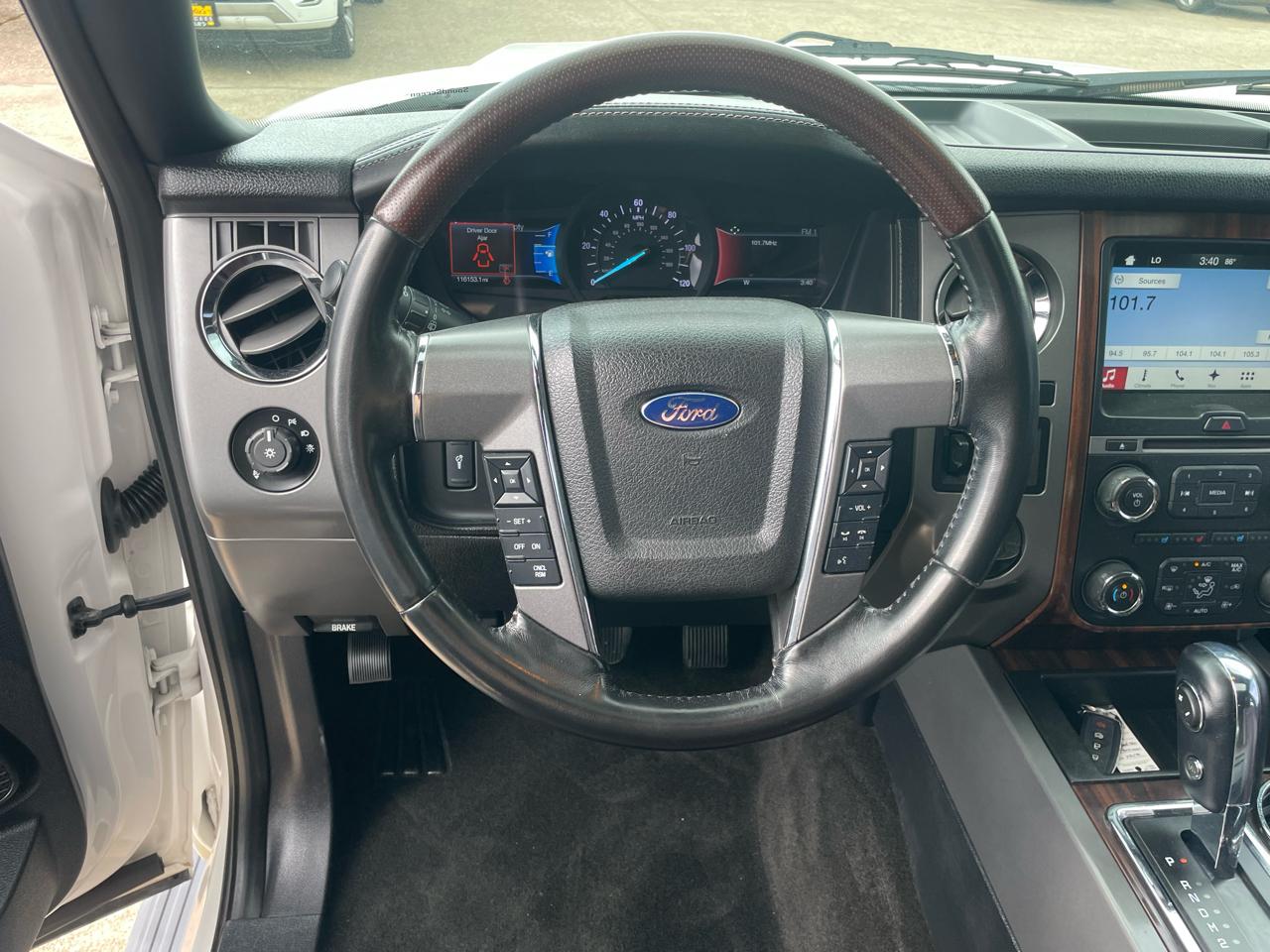 Ford Expedition EL 2WD 4dr Platinum 2016