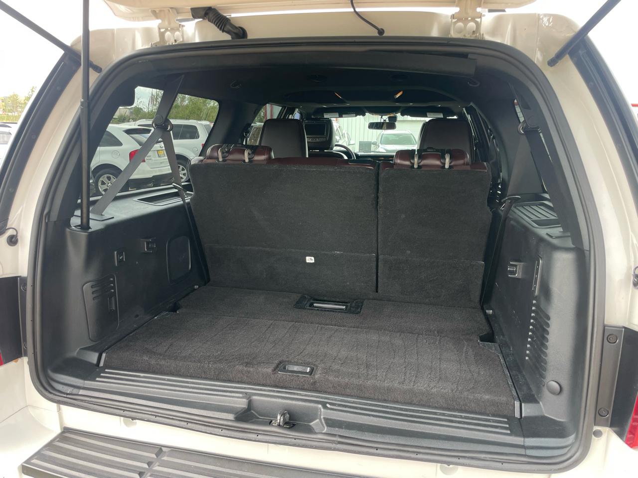 Ford Expedition EL 2WD 4dr Platinum 2016