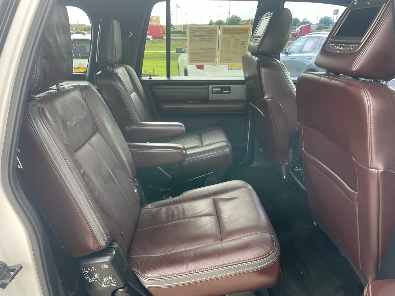 Ford Expedition EL 2WD 4dr Platinum 2016