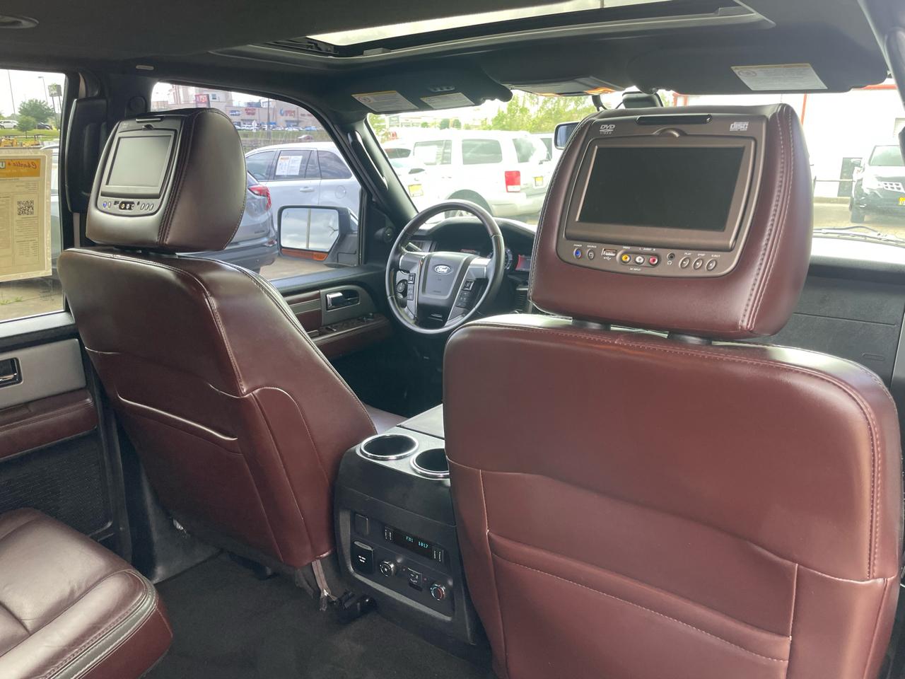 Ford Expedition EL 2WD 4dr Platinum 2016