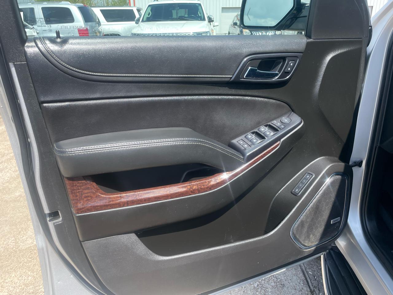 GMC Yukon XL 2WD 4dr SLT 2019