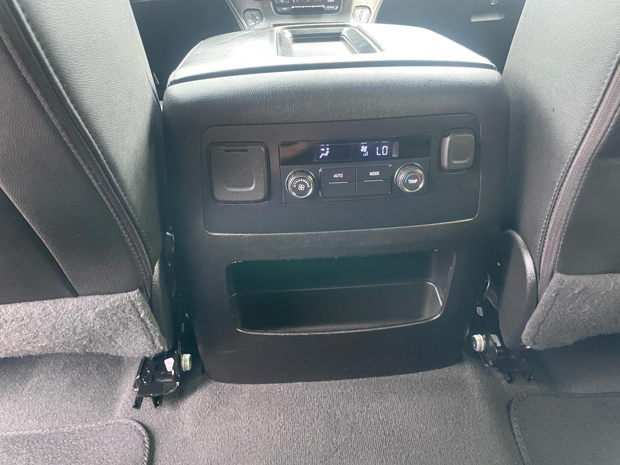 Chevrolet Tahoe 2WD 4dr LT 2019
