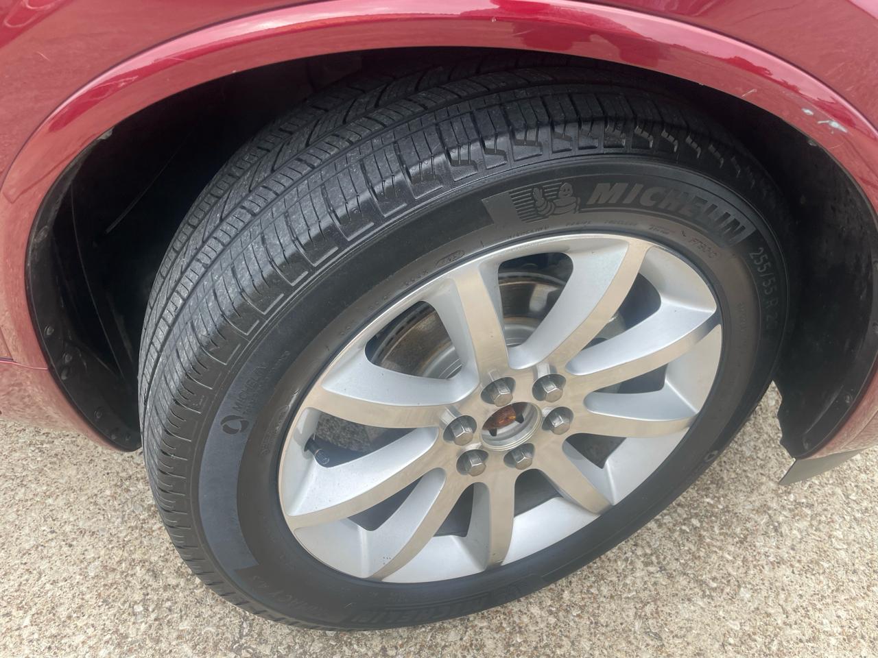 Buick Enclave FWD 4dr Premium 2017