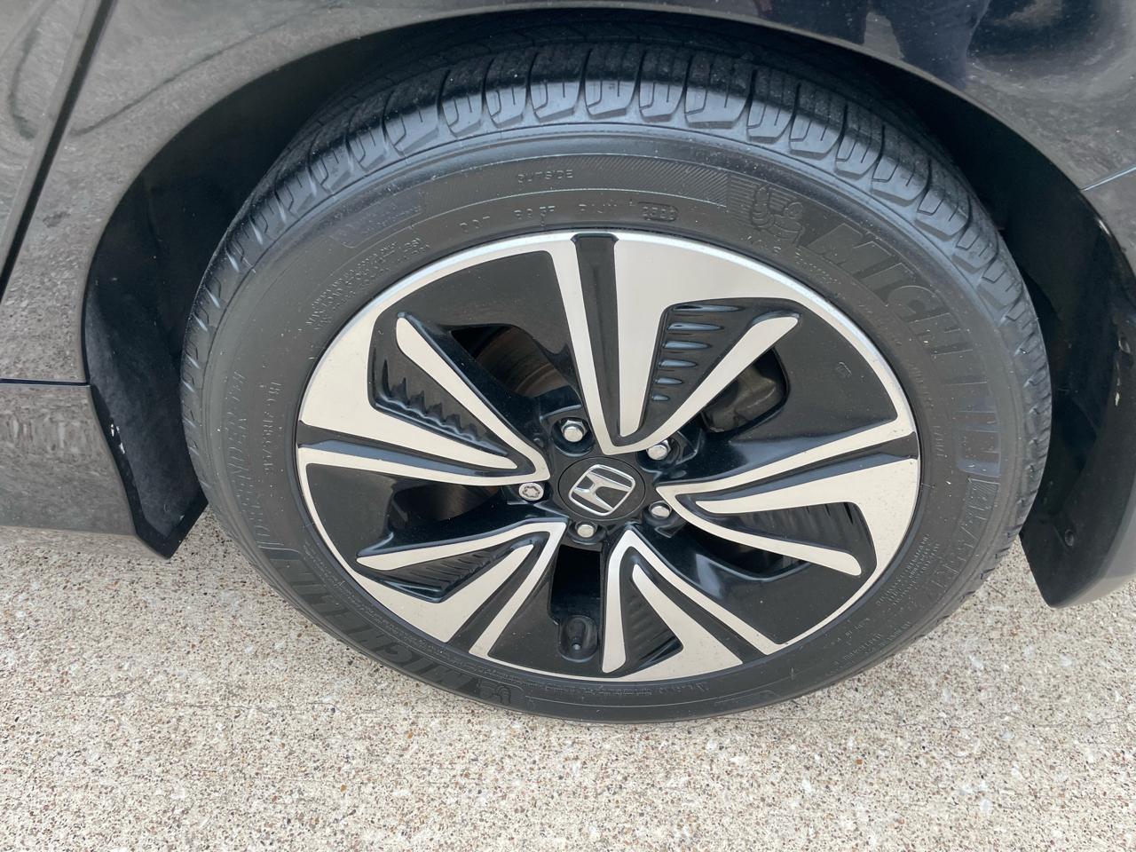 Honda Civic Sedan 4dr CVT EX-L 2016