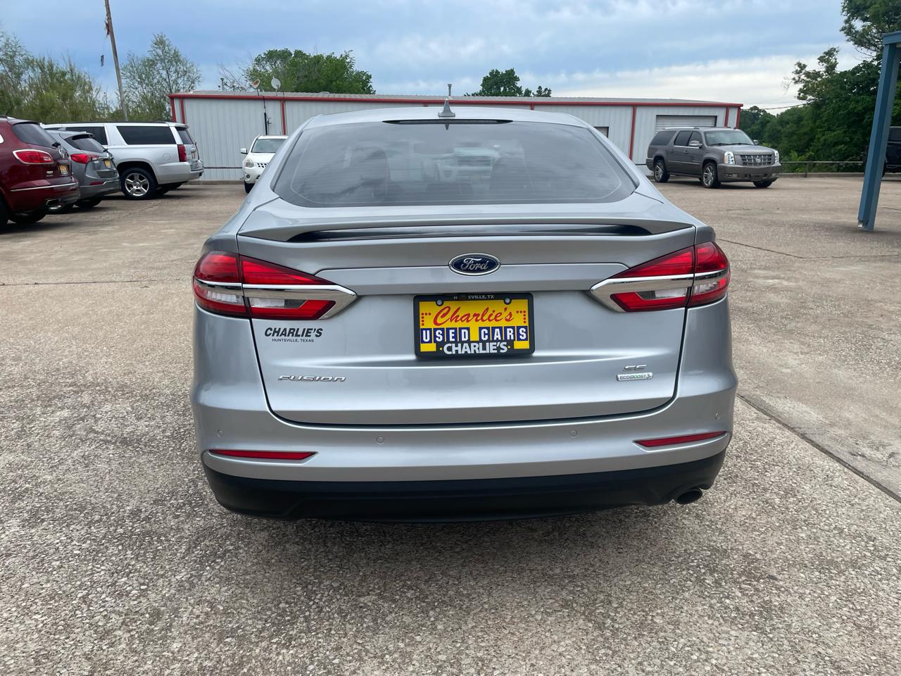 Ford Fusion SE FWD 2020