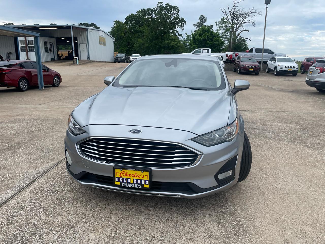 Ford Fusion SE FWD 2020