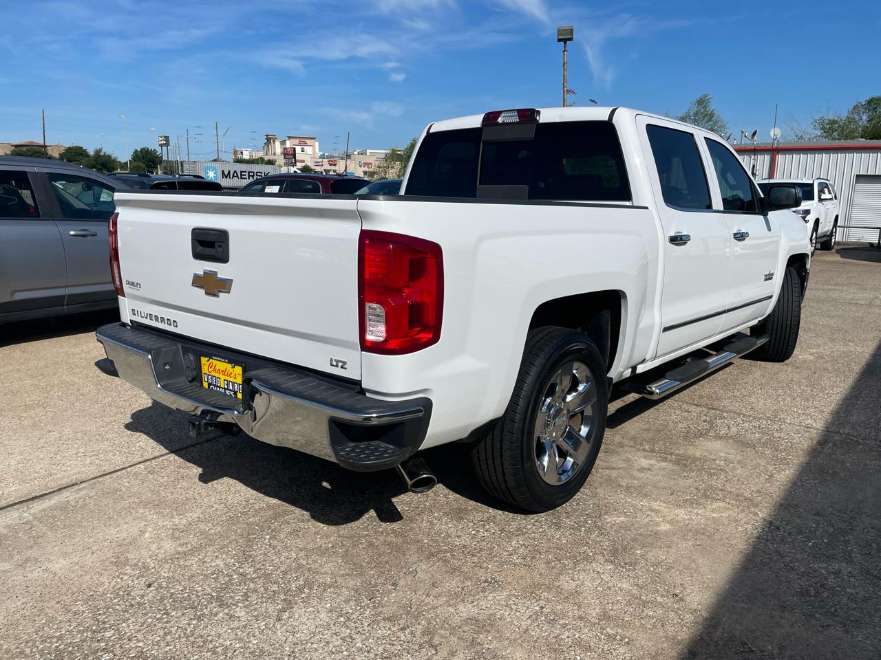 Chevrolet Silverado 1500 2WD Crew Cab 143.5" LTZ w/1LZ 2017