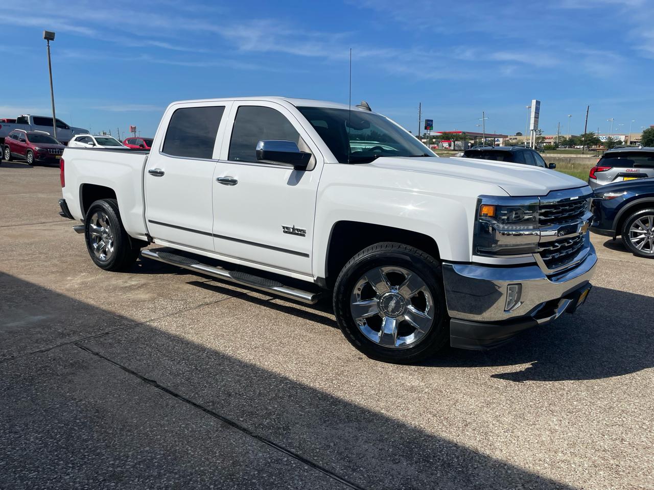 Chevrolet Silverado 1500 2WD Crew Cab 143.5" LTZ w/1LZ 2017