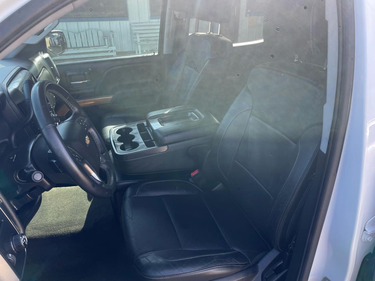 Chevrolet Silverado 1500 2WD Crew Cab 143.5" LTZ w/1LZ 2017