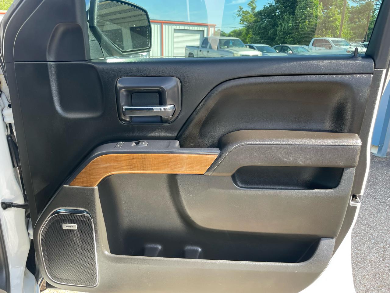 Chevrolet Silverado 1500 2WD Crew Cab 143.5" LTZ w/1LZ 2017