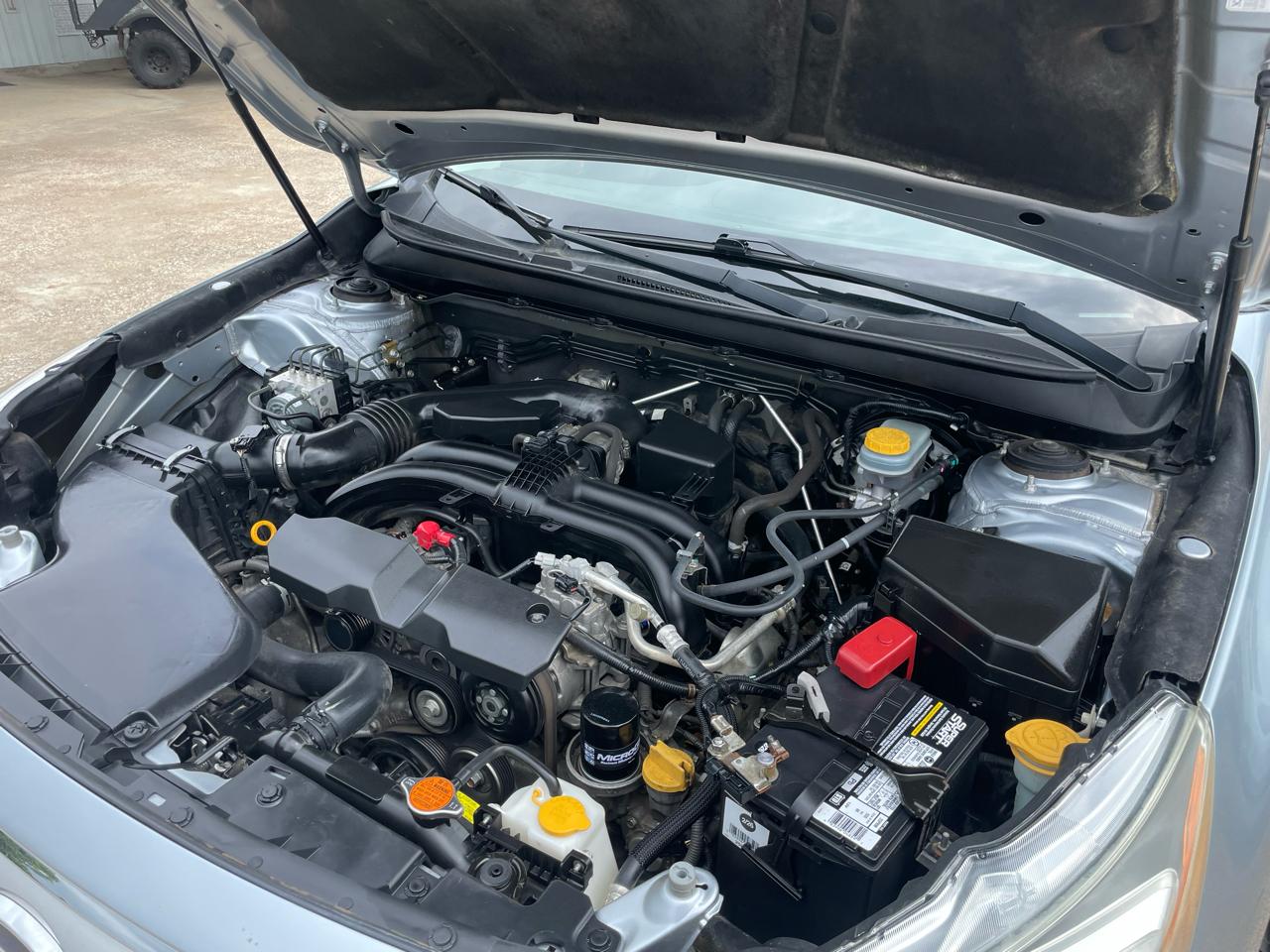 Subaru Outback 4dr Wgn 2.5i Limited 2015