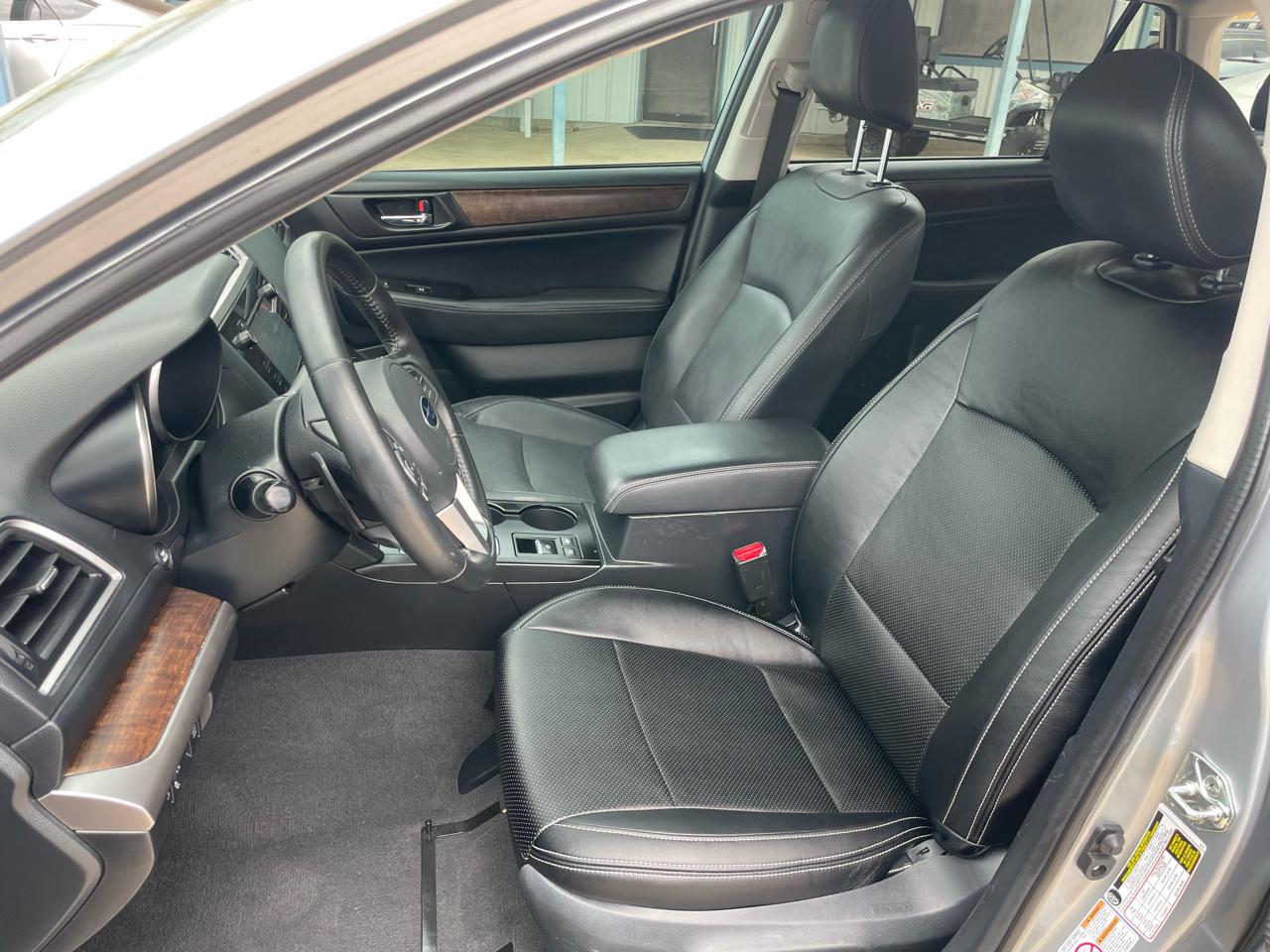 Subaru Outback 4dr Wgn 2.5i Limited 2015