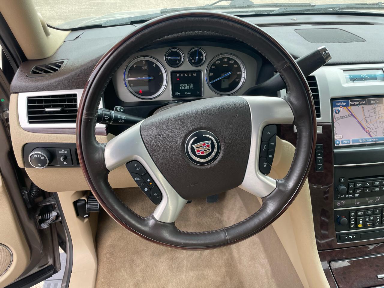 Cadillac Escalade ESV AWD 4dr Premium 2014