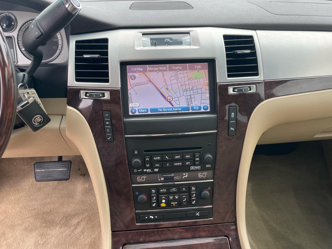 Cadillac Escalade ESV AWD 4dr Premium 2014