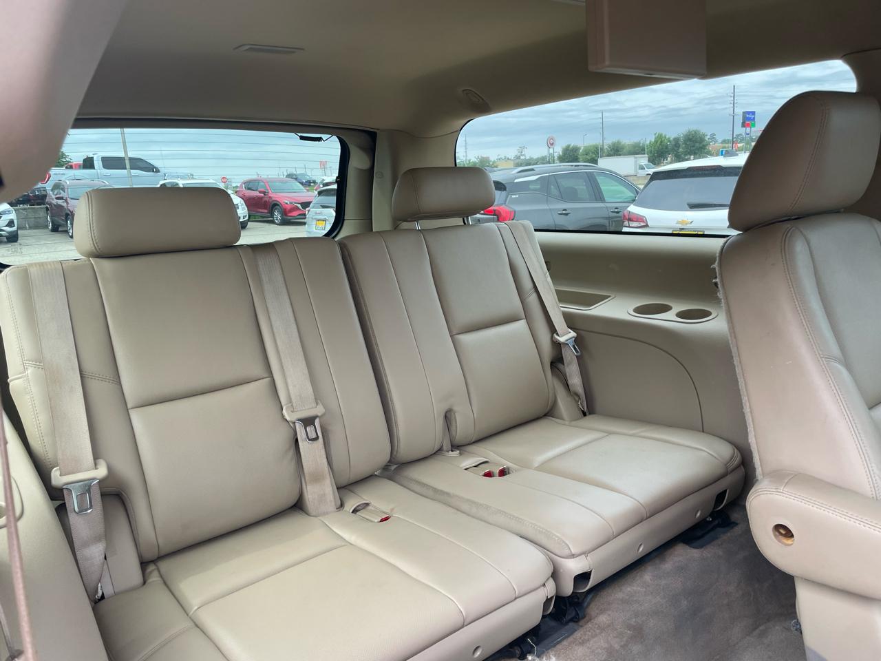 Cadillac Escalade ESV AWD 4dr Premium 2014