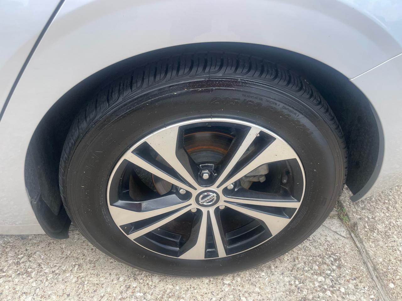 Nissan Sentra SV CVT 2021
