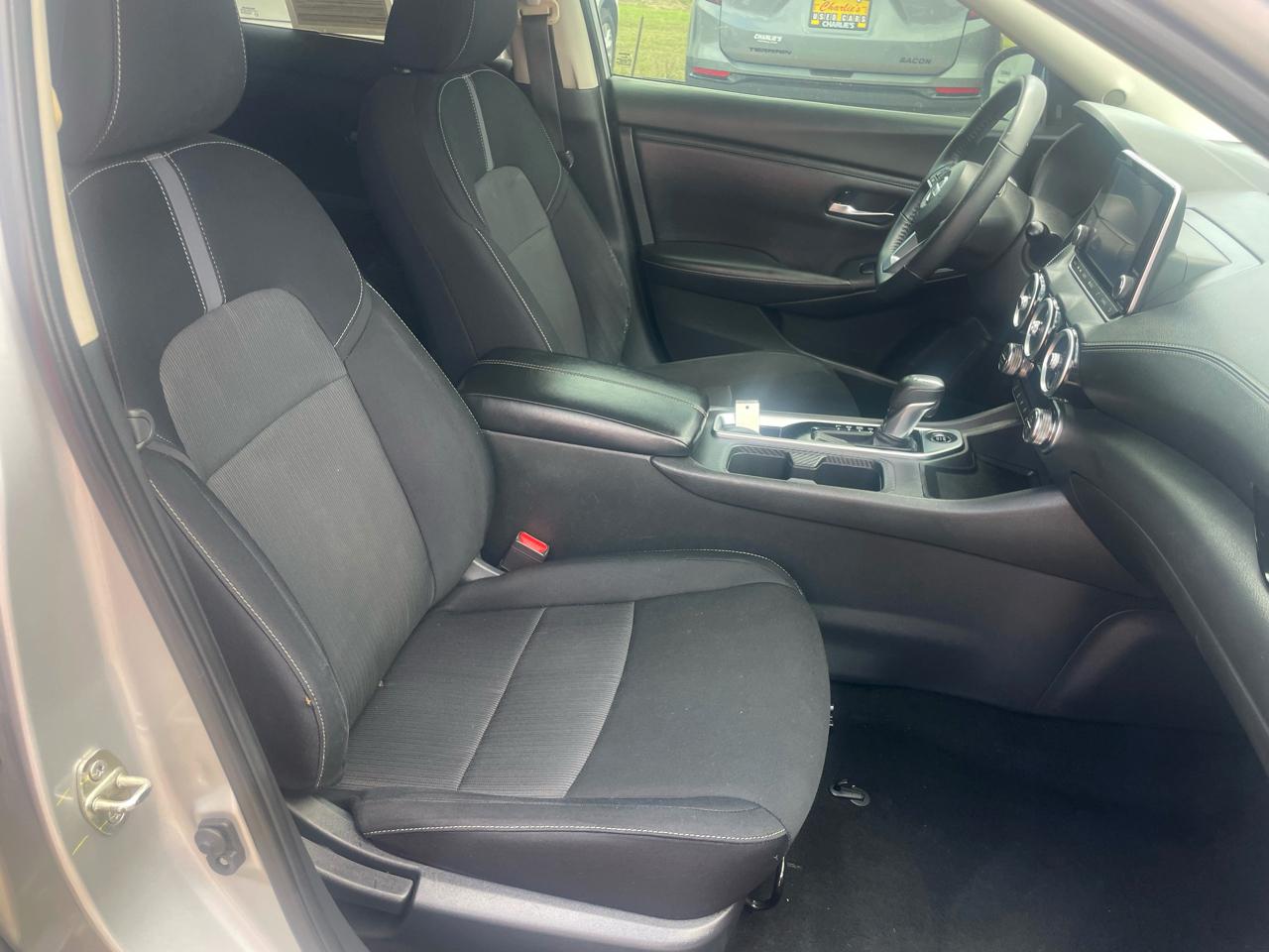 Nissan Sentra SV CVT 2021