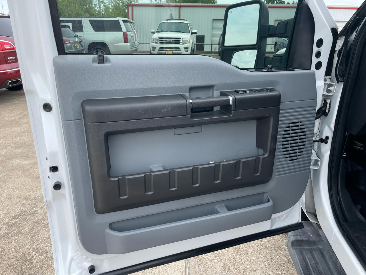 Ford Super Duty F-250 SRW 4WD Crew Cab 156" XL 2012