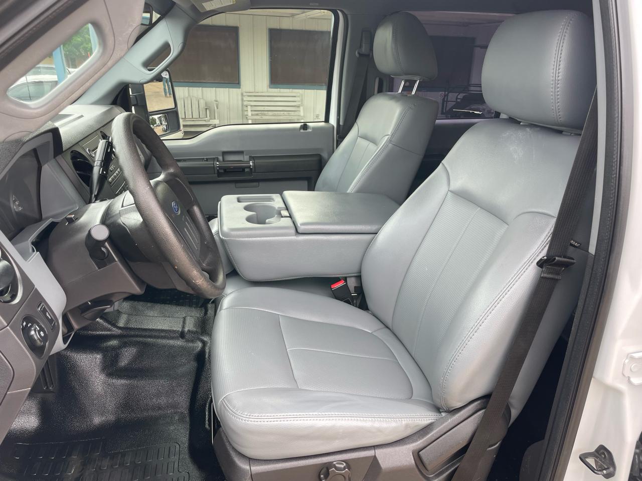 Ford Super Duty F-250 SRW 4WD Crew Cab 156" XL 2012