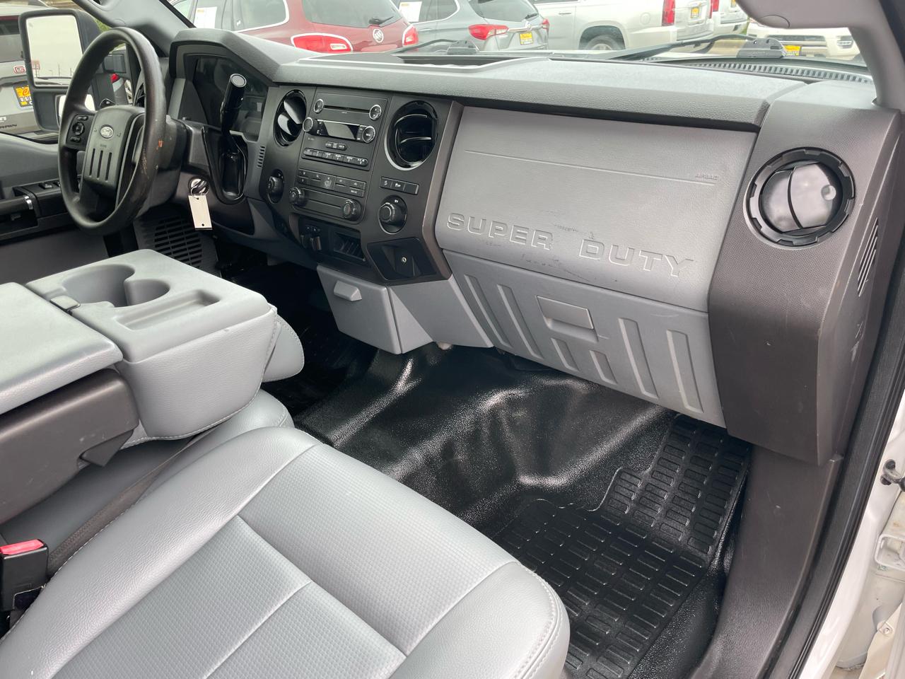 Ford Super Duty F-250 SRW 4WD Crew Cab 156" XL 2012