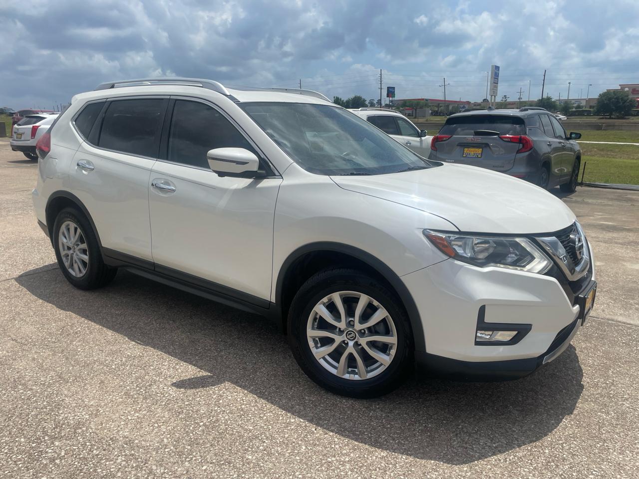 Nissan Rogue FWD SV 2017