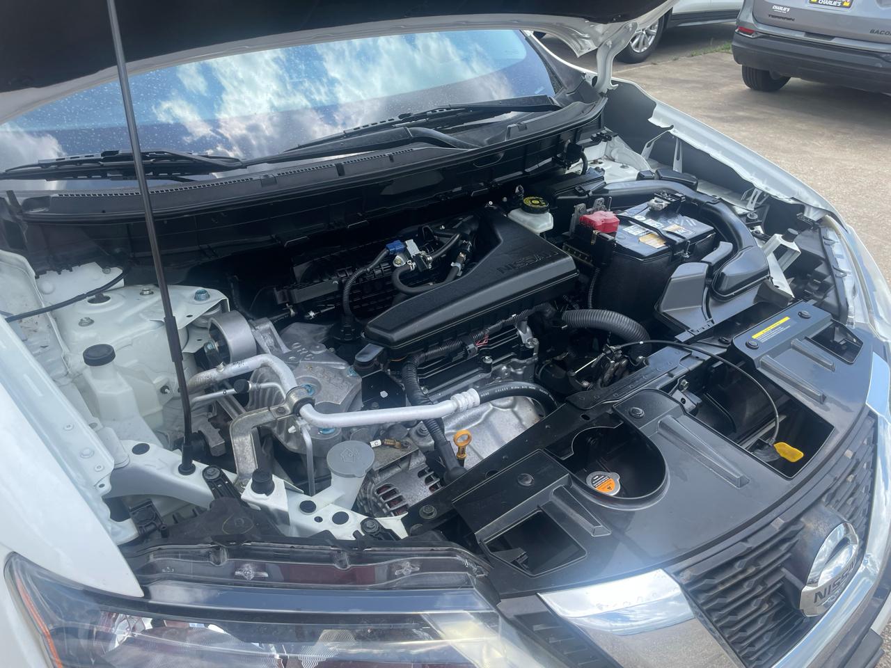 Nissan Rogue FWD SV 2017