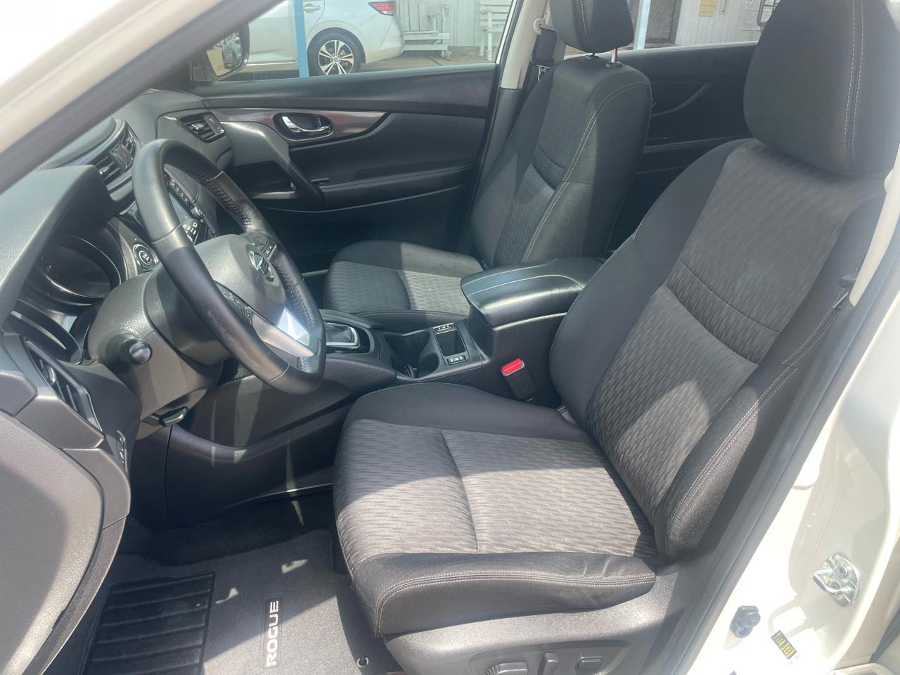 Nissan Rogue FWD SV 2017
