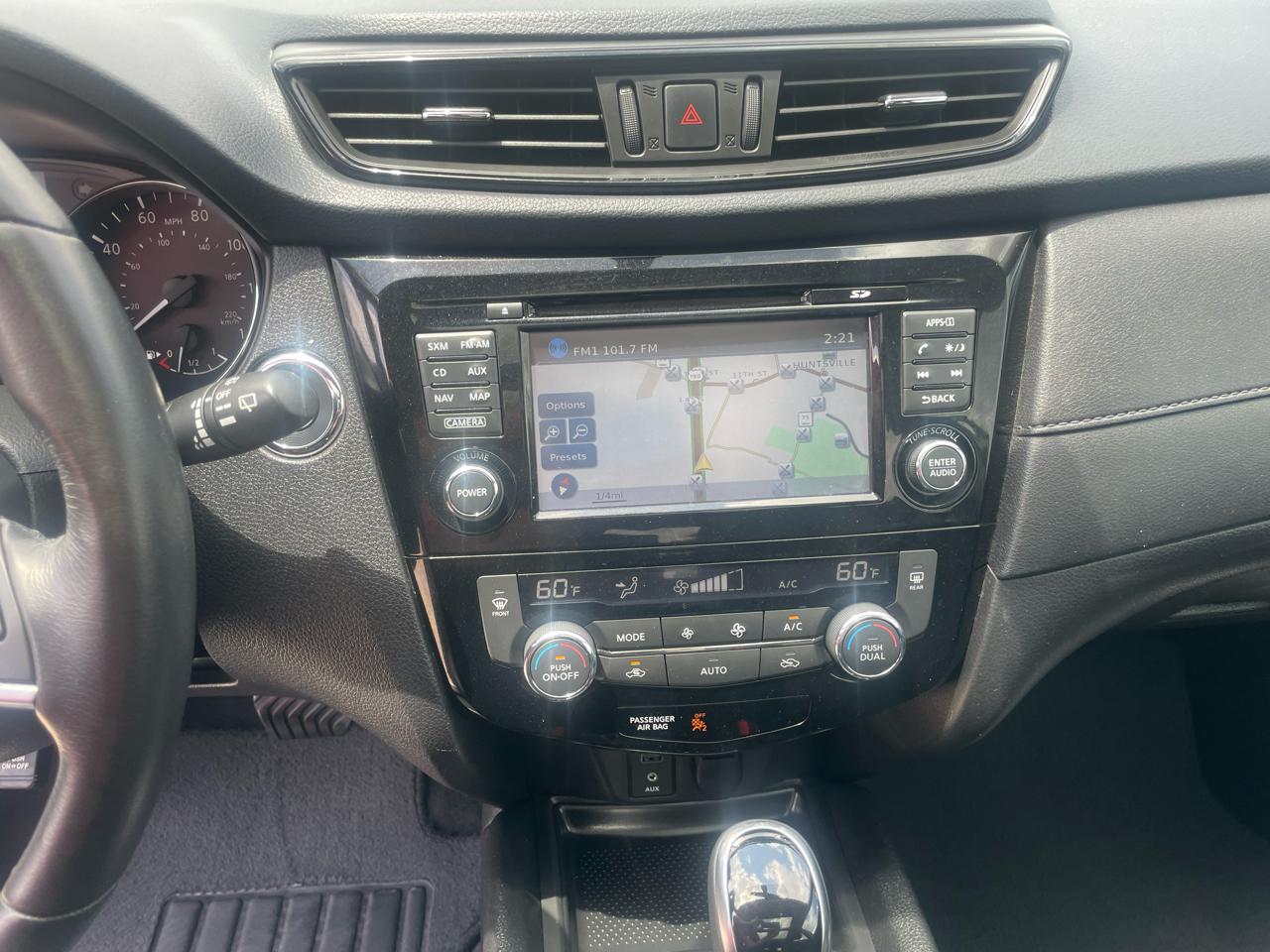 Nissan Rogue FWD SV 2017