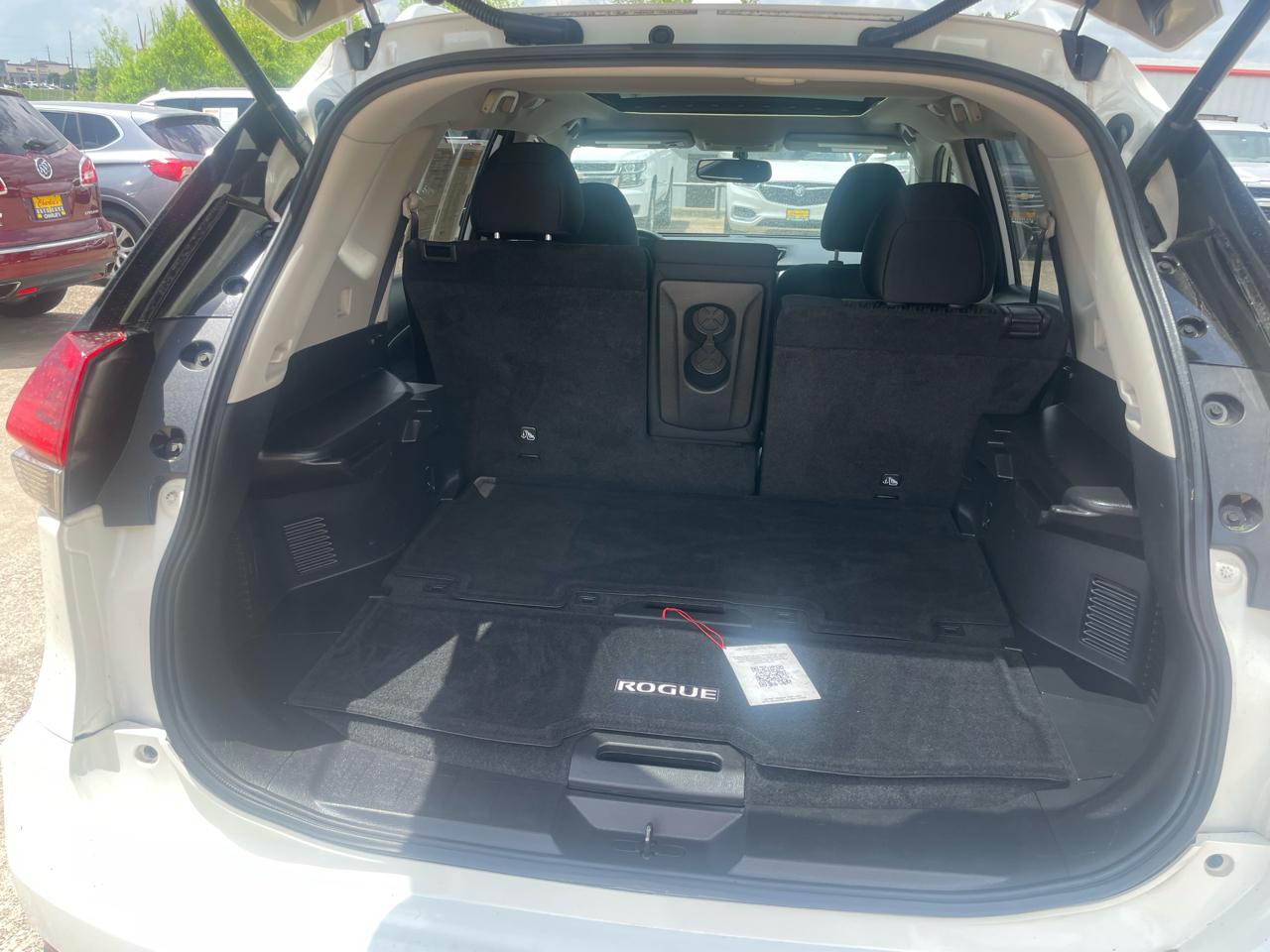 Nissan Rogue FWD SV 2017