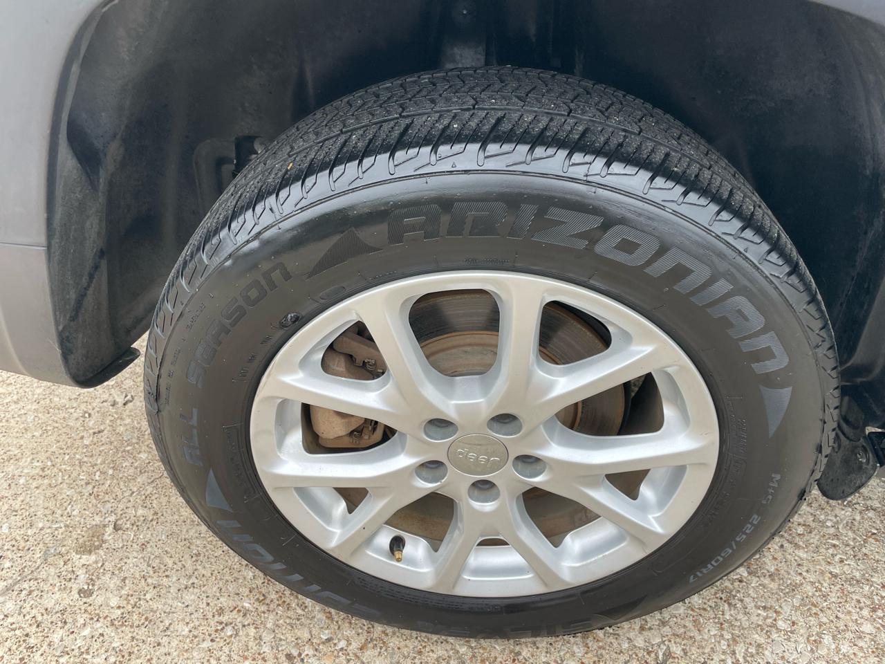 Jeep Cherokee Latitude FWD 2018
