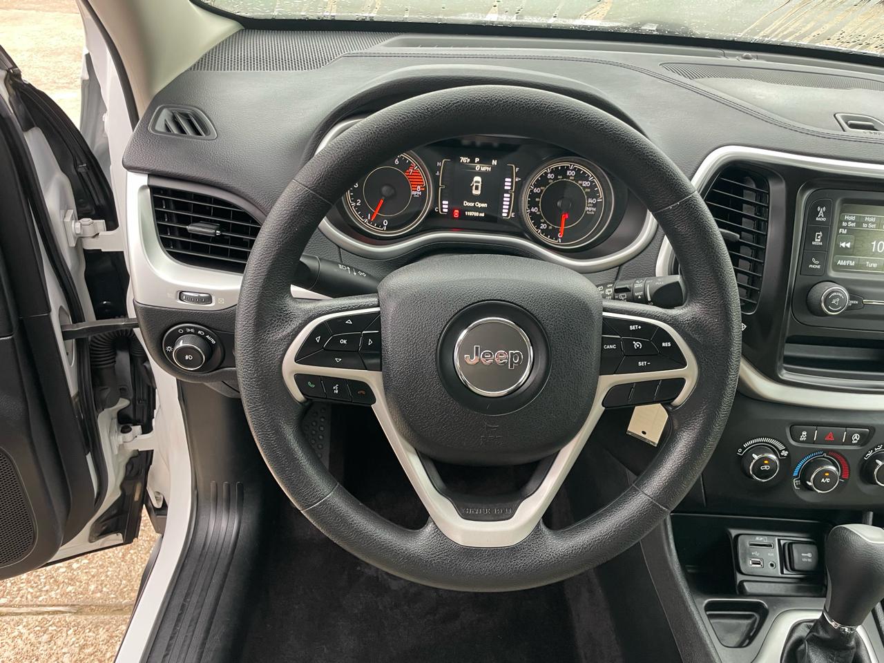 Jeep Cherokee Latitude FWD 2018