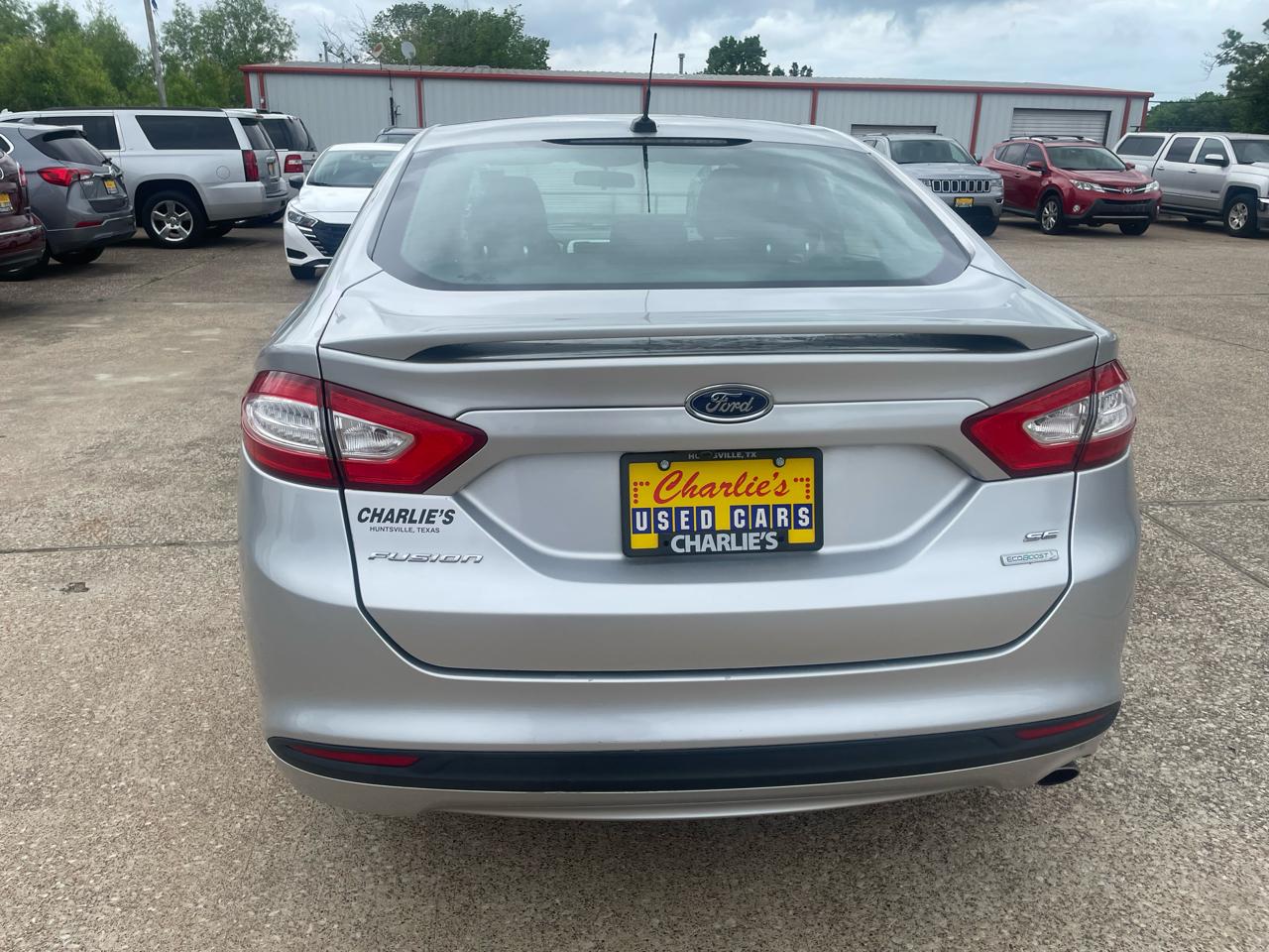 Ford Fusion 4dr Sdn SE FWD 2016