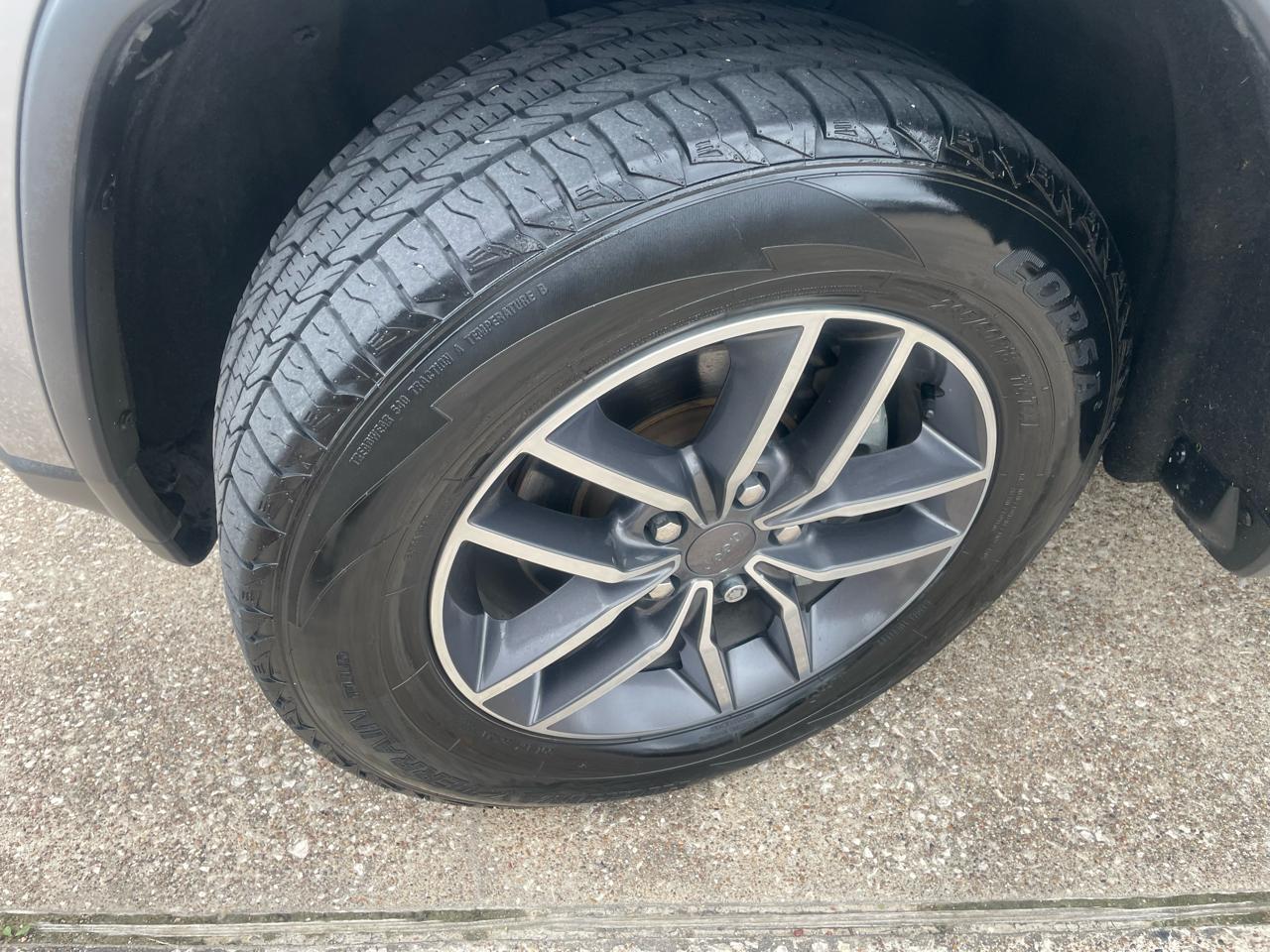Jeep Grand Cherokee Laredo E 4x2 2019