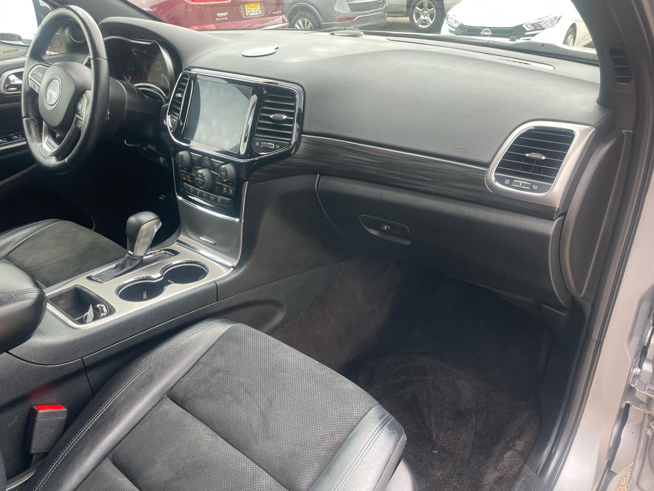 Jeep Grand Cherokee Laredo E 4x2 2019