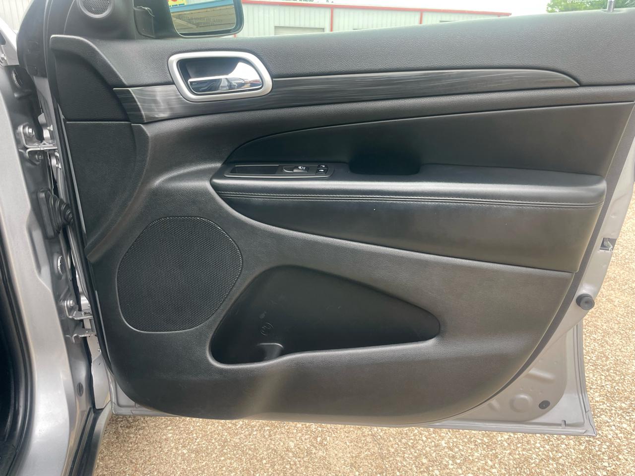 Jeep Grand Cherokee Laredo E 4x2 2019