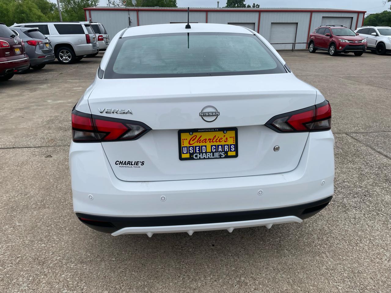 Nissan Versa S CVT 2023